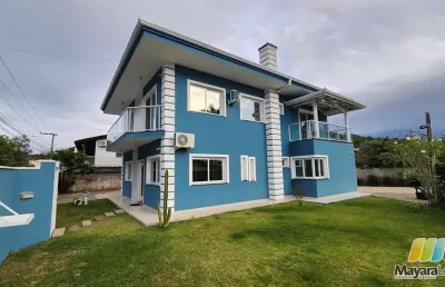 Casa com 5 quartos à venda na Rua Padre Antonio Nobrega, Água Branca, São Francisco do Sul