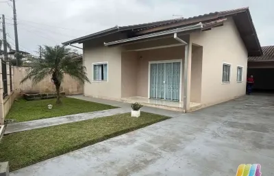 Casa a venda na reigião central, são francisco do sul,sc