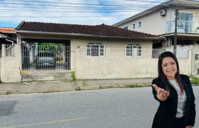 Casa com 3 quartos à venda na rua joão izídio de souza, 237, serraria, são josé por r$ 400.000