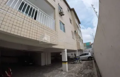 Prédio à venda na Rua Vila Rica, 423, Serrinha, Fortaleza