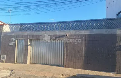 Casa á venda no conjunto nova assunção- fortaleza/ce