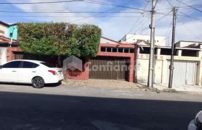 Casa com 7 quartos à venda na Rua Armando Oliveira, 413, Parquelândia, Fortaleza