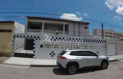 Casa com 6 quartos à venda na Rua Otávio Justa, 131, Parquelândia, Fortaleza