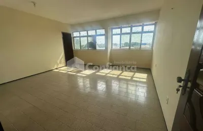 Apartamento com 3 quartos à venda na Rua Queirós Ribeiro, 1034, Montese, Fortaleza