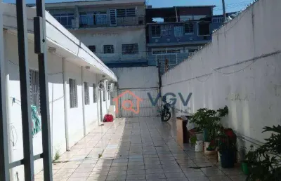 Casa terrea a venda com 2 dormitorios, 2 salões próximo ao metrô jabaquara.