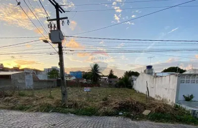 Excelente terreno com 30 mts. de fundos e 20 mts. de frente no coração de nova parnamirim