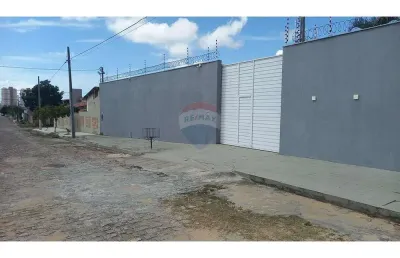 Barracão / Galpão / Depósito para alugar no Candelária, Natal 