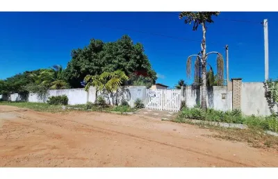 Terreno  com escritura publica e  2000m² com casa em pium,  em uma área que está em pleno desenvolvimento.
