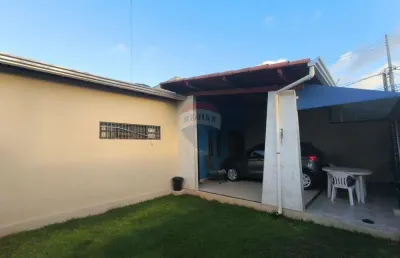 Vendo casa em emaús – parnamirim/rn! muito conservada, com 2 quartos, sendo 1 suíte.