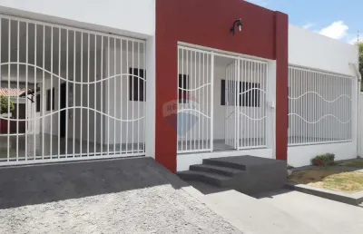Casa com 3 quartos à venda no Ponta Negra, Natal 