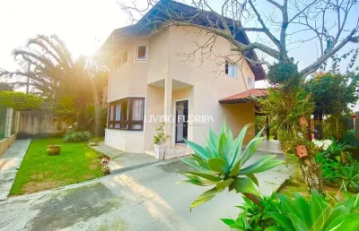 Casa com 3 quartos à venda na rua peroba do campo, 57, campeche, florianópolis por r$ 2.200.000