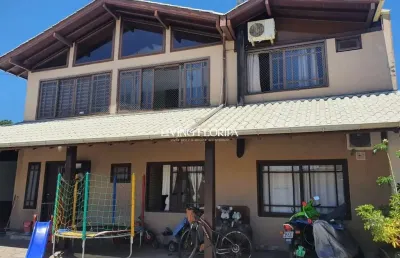 Casa com 5 quartos à venda na rua professor emanoel paulo peluso, 288, campeche, florianópolis por r$ 2.439.000