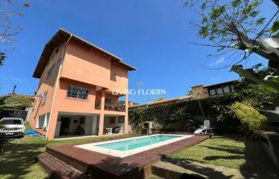 Casa com 4 quartos à venda na servidão paulo vieira, 300, campeche, florianópolis por r$ 2.700.000