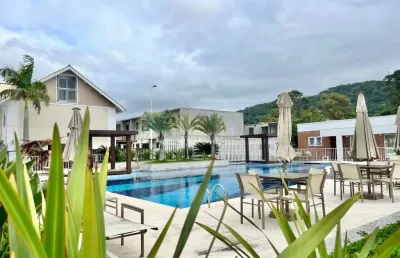 Casa em condomínio fechado com 2 quartos à venda na rua sagrado coração de jesus, 811, morro das pedras, florianópolis por r$ 890.000