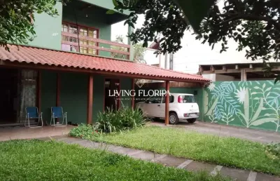 Casa com 6 quartos à venda na servidão elpídio da rocha, 405, rio tavares, florianópolis por r$ 1.750.000