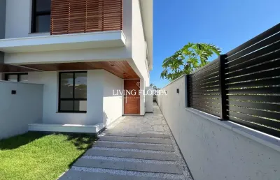 Casa com 3 quartos à venda na servidão josé joão vieira, 3, campeche, florianópolis por r$ 1.880.000