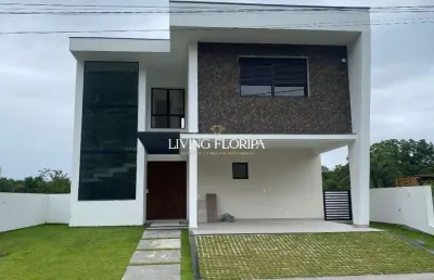 Casa em condomínio fechado com 3 quartos à venda na rua do lamim, 2736, canasvieiras, florianópolis por r$ 1.950.000