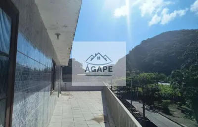 Ótima casa 2 dormitórios sendo 1 suite no centro  - mongaguá