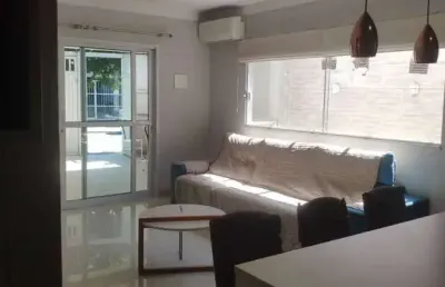 Casa sobrado 03 dormitórios 01 suite boqueirão - r$ 790.000