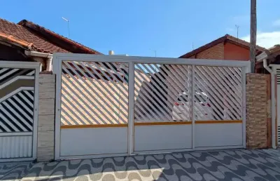 Vendo casa ou permuto à 50 mts da praia - jardim real , praia grande