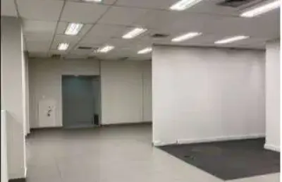 Ponto comercial na costa e silva à 100 metros da praia! 610m² de área útil