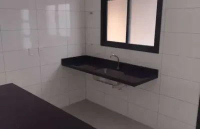 Casas de qualidade com 2 e 3 dormitórios, de 51 a 66m² - praia grande