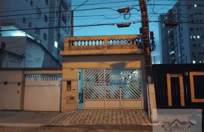 Casa 3 dormitórios na guilhermina praia grande sp $ 650.000,00