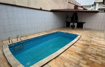 Peruíbe casa 3 dormitórios 1 suíte / espaço gourmet / piscina .