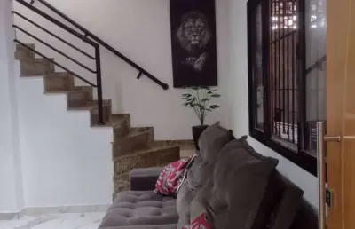Casa sobrado 3 suites área gourmet 2 vagas de garagem guilhermina praia