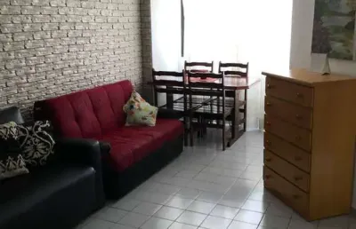 Apartamento 01 dormitório elevador garagem 200m praia locação r$ 2.000