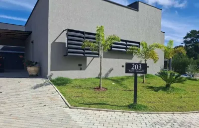 Oportunidade: casa com 3 suítes, piscina e permuta aceita  em peruíbe