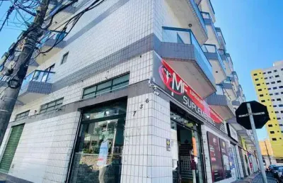 Oportunidade: kitnet com sacada de frente e garagem na ocian