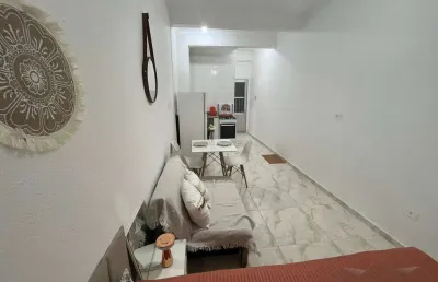 Apartamento kitão grande vista mar aviação - r$ 195.000