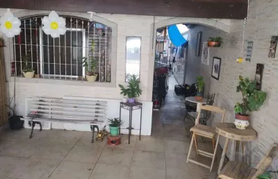 Casa aconchegante para alugar na guilhermina – r$ 2.500,00