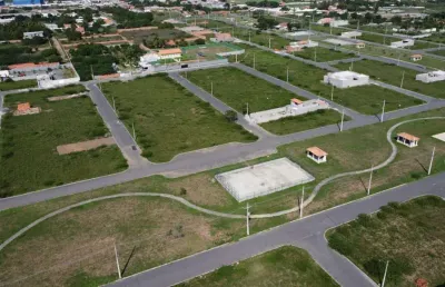 Terreno à venda na Rua Excede, Papagaio, Feira de Santana