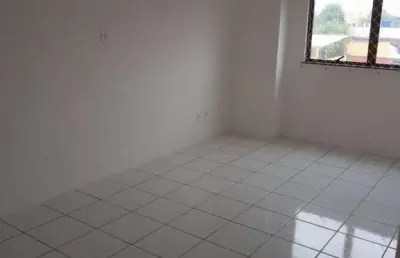 Sala comercial com 1 sala para alugar na avenida luiz tarquínio pontes, centro, lauro de freitas por r$ 2.250