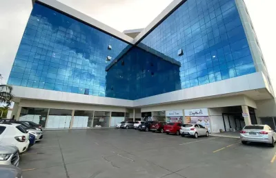 Ponto comercial com 1 sala para alugar na rua aurelino fróes moreira, 363, buraquinho, lauro de freitas, 32 m2 por r$ 3.500