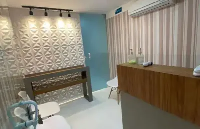Sala comercial com 5 salas para alugar na rua praia de arembepe, vilas do atlantico, lauro de freitas por r$ 6.000