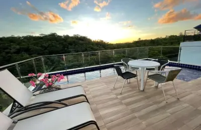 Casa em condomínio fechado com 4 quartos à venda na Rua Imbassaí, Alphaville (Abrantes), Camaçari