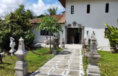 Casa em condomínio fechado com 4 quartos à venda na avenida santos dumont, estrada do coco, lauro de freitas, 400 m2 por r$ 1.715.602