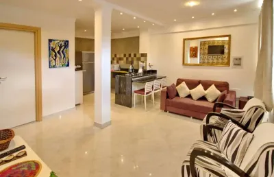 Casa em condomínio fechado com 2 quartos à venda na Rua Praia do Sossego, 22, Vilas do Atlantico, Lauro de Freitas
