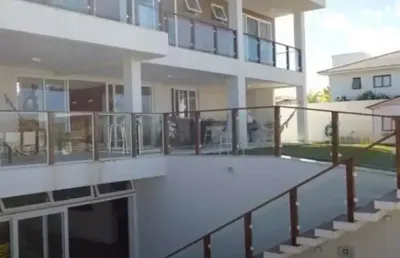 Casa em condomínio fechado com 5 quartos à venda na rodovia ba-099 - estrada do côco km 08, praia de busca vida, camaçari, 670 m2 por r$ 3.800.000