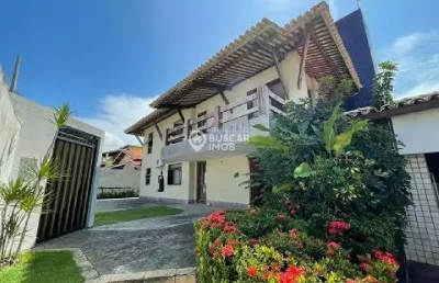 Casa de 4/4 com duas suítes, varanda, quarto no terreo, piscina  e área gourmet