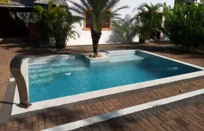 Casa em condomínio fechado com 4 quartos à venda na rodovia ba-099 - estrada do côco km 08, abrantes, camaçari por r$ 2.000.000