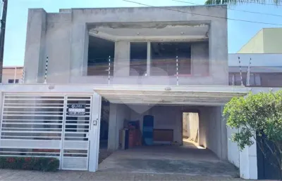 Casa com 3 quartos à venda em jardim wanel ville iv - sp