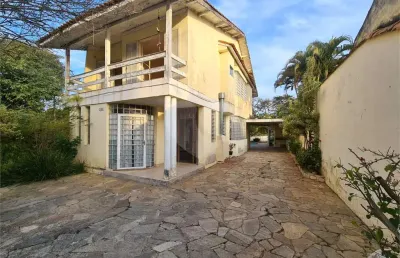 Casa com 3 quartos à venda na Benedito Diogo Silva, Centro, Araçoiaba da Serra