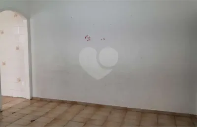 Casa com 2 quartos à venda na Cervantes, Vila Assis, Sorocaba