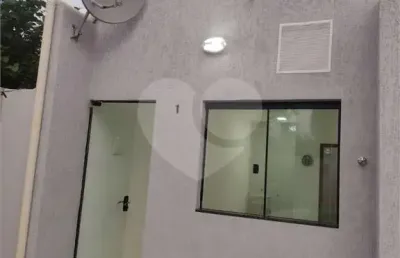 Condomínio com 1 quartos à venda em lopes de oliveira - sp