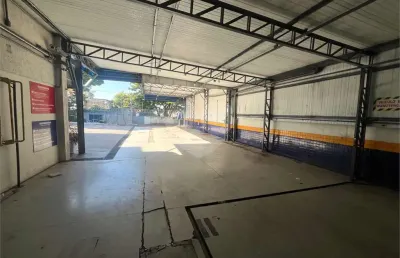 Prédio para alugar na Avenida General Osório, Vila Trujillo, Sorocaba