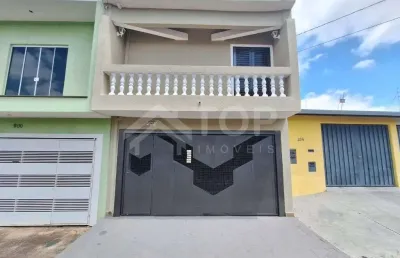Aluguel de sobrado na vila santa madre cabrini, sao carlos - 3 dormitorios e suite!